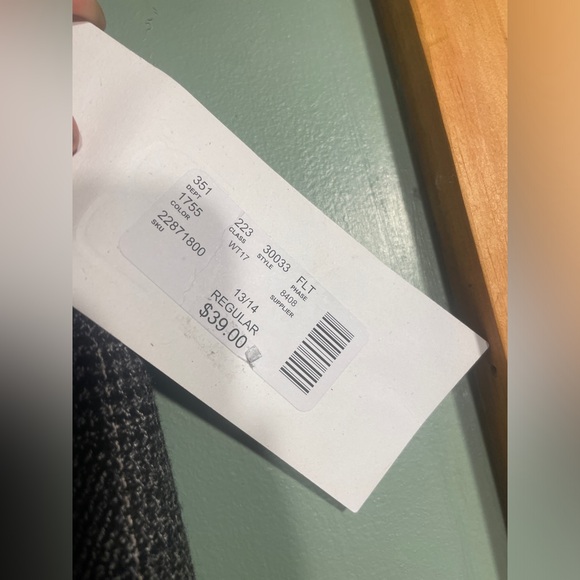 Gray Plaid Pants NWT - Picture 3 of 4